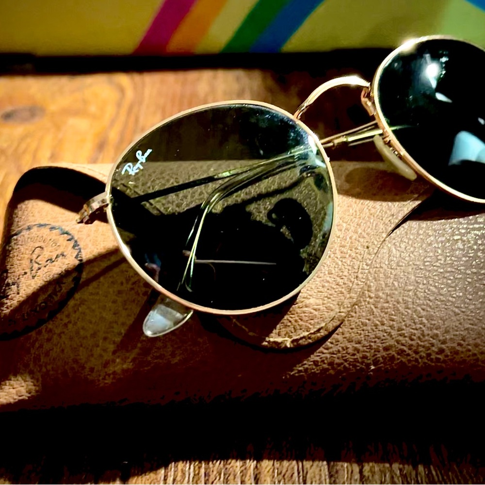 Ray Bans.